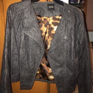 Faux leather cropped jacket